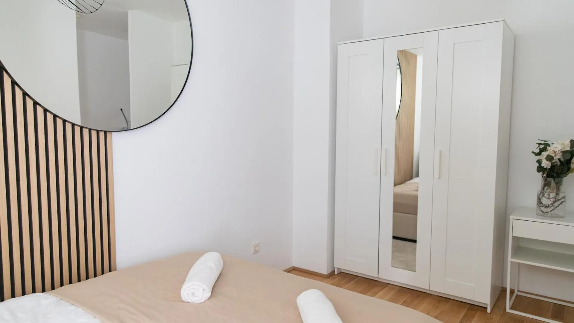 Stylish Apartments - 3 Min To U1 Kagraner Platz Wien 0*,  Österrike